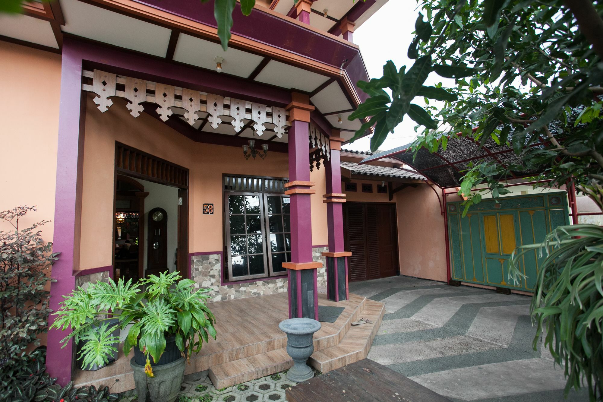 Reddoorz At Omah Wetan Sawojajar Malang Ξενοδοχείο Εξωτερικό φωτογραφία
